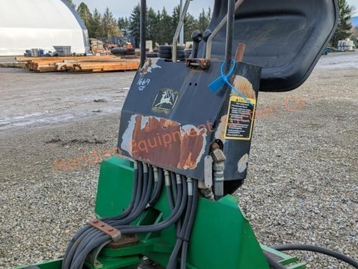 john-deere-8b-image-10