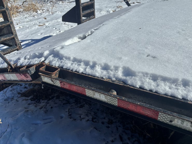 #2272-•-b-&-b-26'-equipment-trailer-image-21