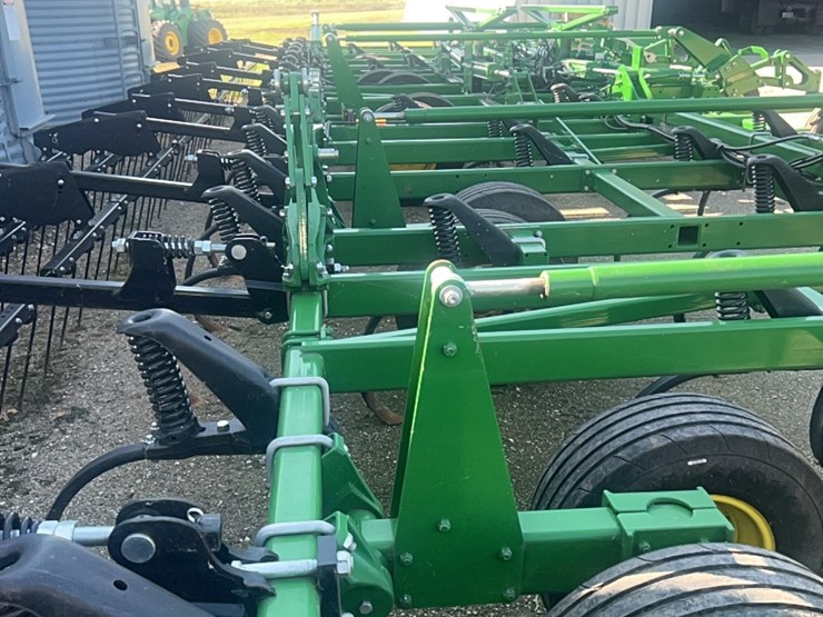 2022-john-deere-52-image-140