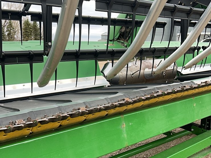 2013-john-deere-640-image-41