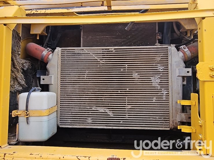 2007-komatsu-pc300-lc-8-image-17