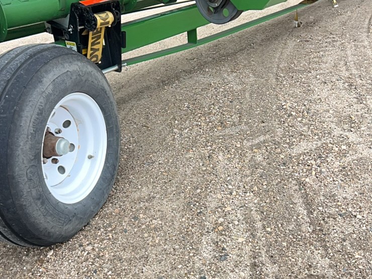 aws-–-42-flex-head-header-trailer,-extra-long-hitch,-steerable-front-and-back-wheels,-like-new-image-11