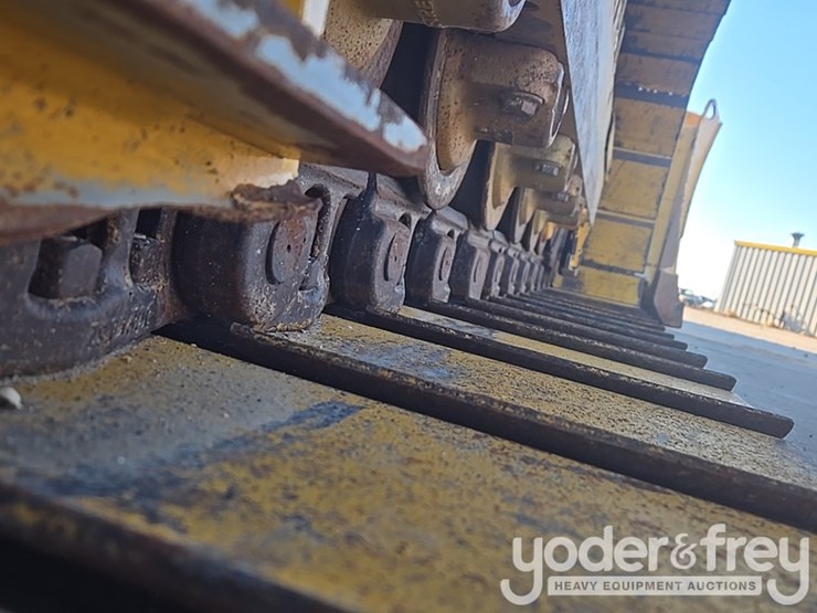 2018-deere-700k-image-27