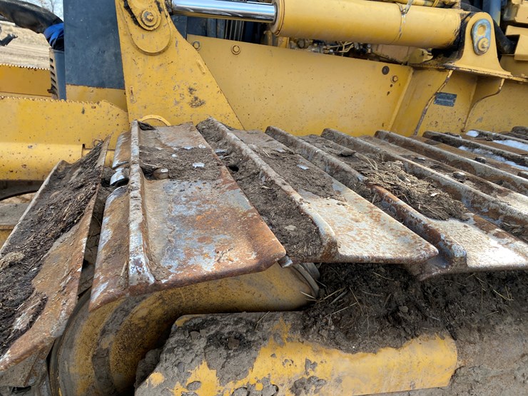 2004-deere-700h-lgp-image-19