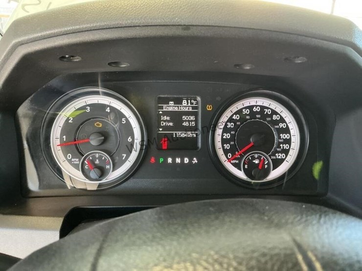 2014-dodge-2500-image-16