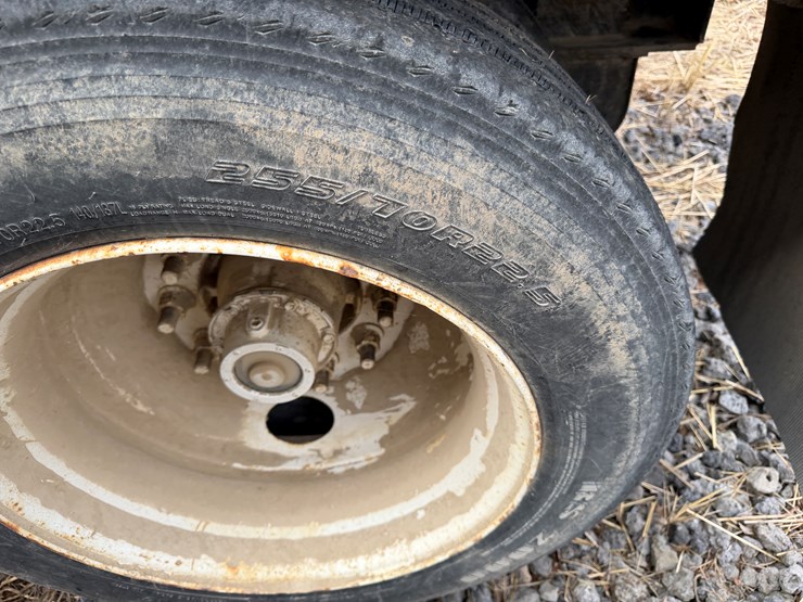 #40962-•-2013-magnolia-/-adams-t/a-fertilizer-tender-trailer-image-5