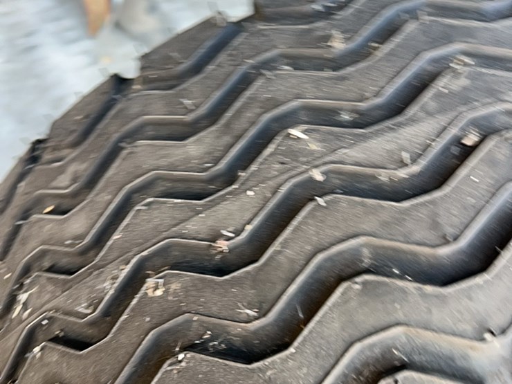brand-new-john-deere-air-seeder-tire-and-rim,-size-is-140/55/r18-￼-image-29