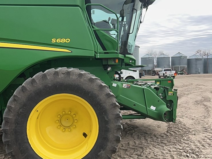 2014-john-deere-s680-image-82