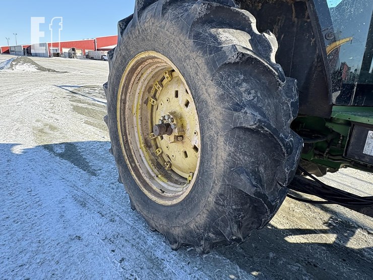 john-deere-3155-image-6