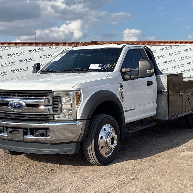 2019 FORD F550