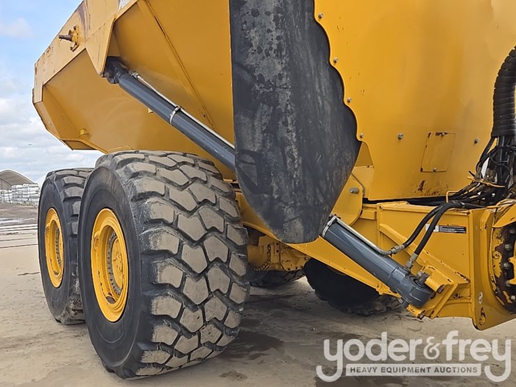 2018-deere-460e-image-26