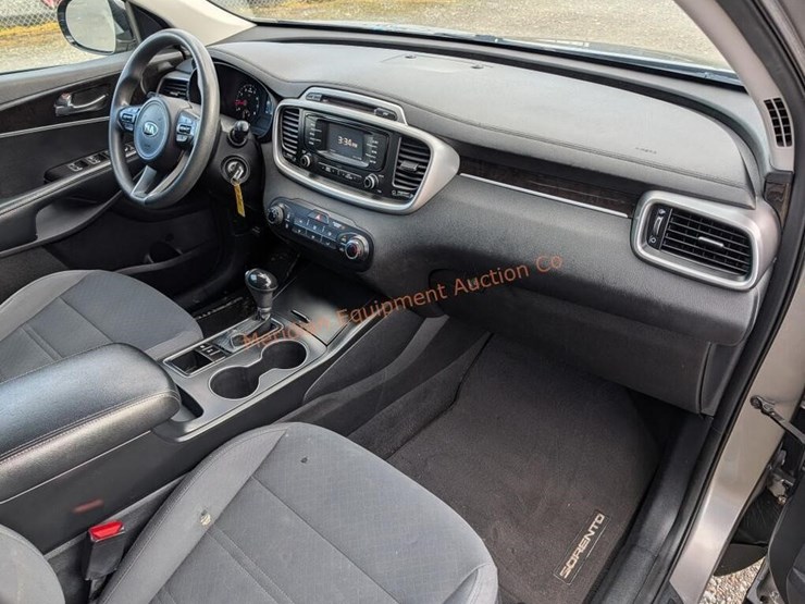 2018-kia-sorento-image-36