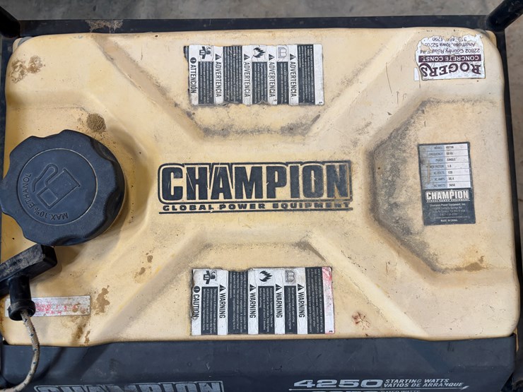 #3652-•-champion-portable-generator-image-5