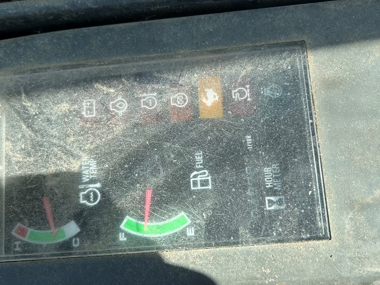 takeuchi-tb180fr-image-65