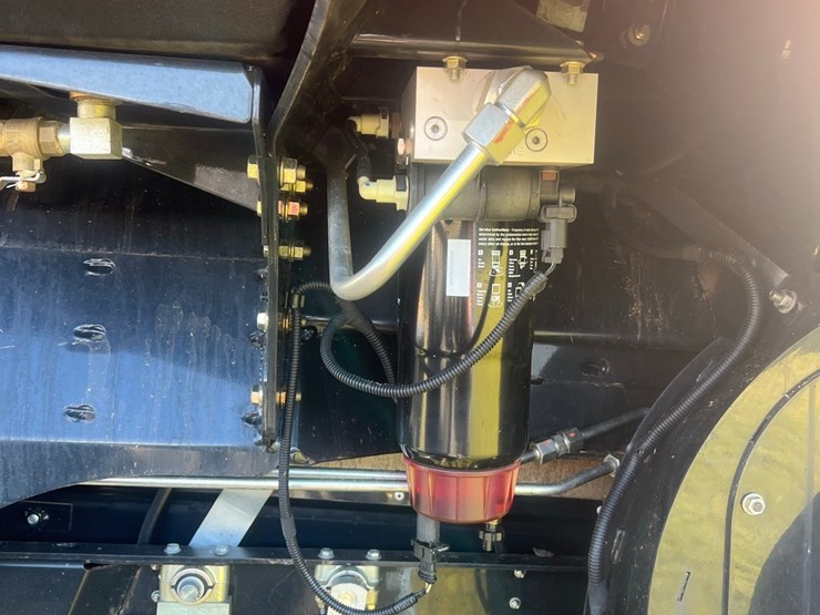 2023-case-ih-8250-image-42