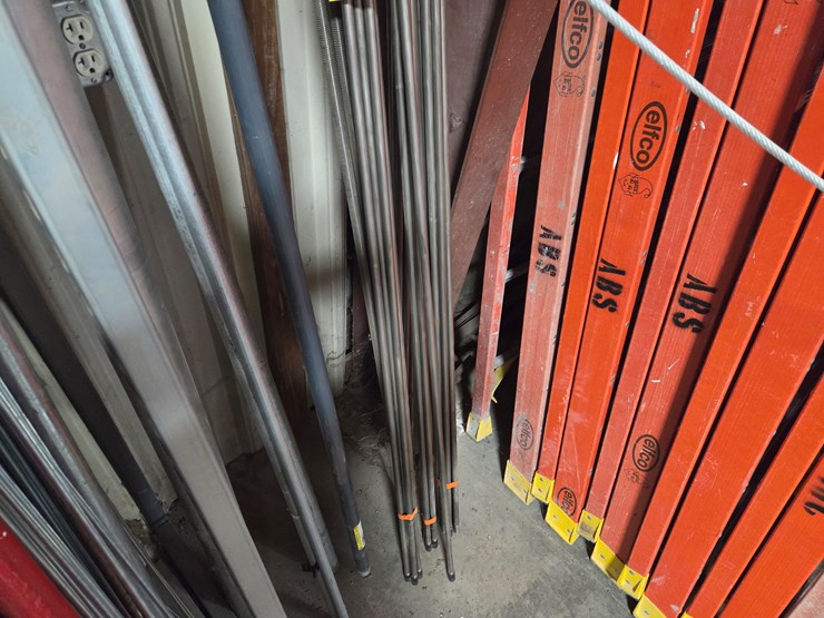 #5364-•-approx.-10'-steel-rods-and-12'-threaded-rods-image-3
