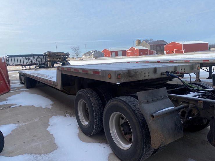 #572-•-2002-doonan-48'-step-deck-semi-trailer-with-ramps-(has-wi-title)-(reedsville,-wi)-image-2