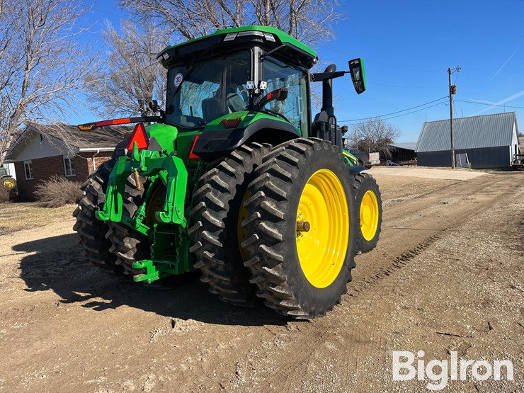 2023-john-deere-8r-310-image-5