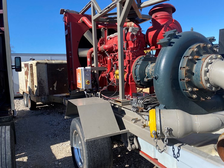 2024-custom-trailer-image-4