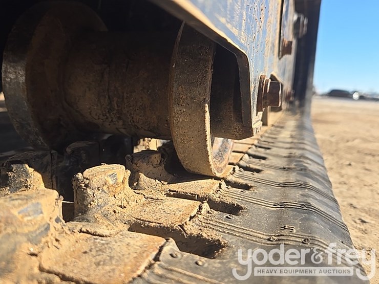 2022-kubota-u25-image-48