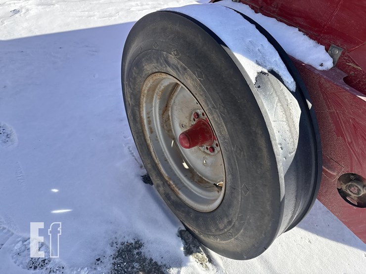 case-ih-5100-image-5