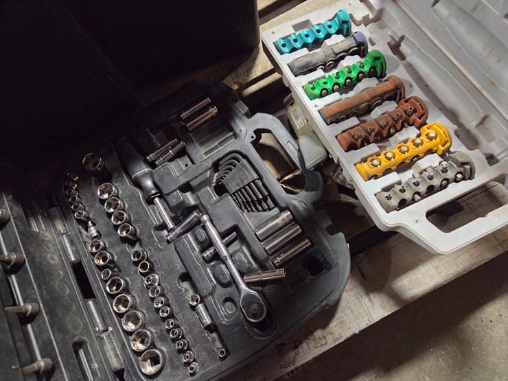 #5371-•-pallet-of-misc.-sockets,-tools,-and-hardware-image-5