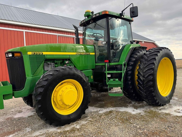 1997-john-deere-8300-image-3