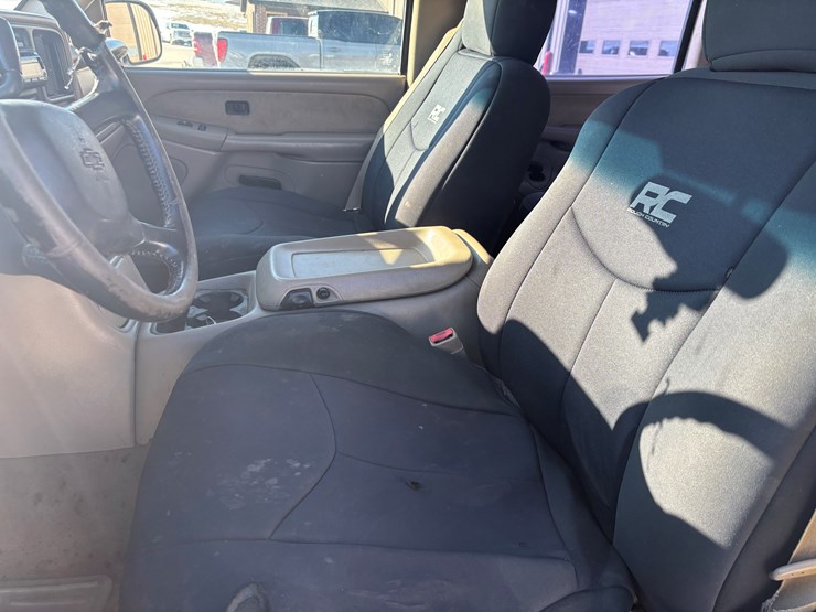 2002-chevrolet-2500-image-50