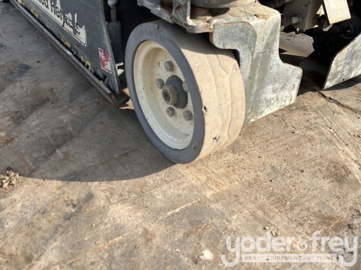 2017-skyjack-sjiii3219-image-16