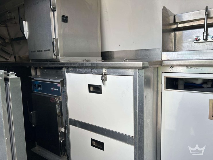 2021-mercedes-benz-sprinter-4500-image-20