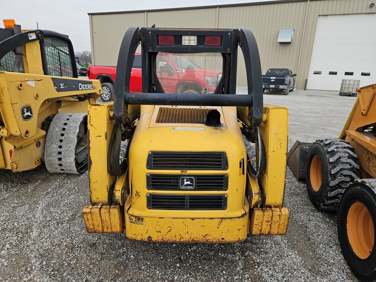 1999-john-deere-250-image-16