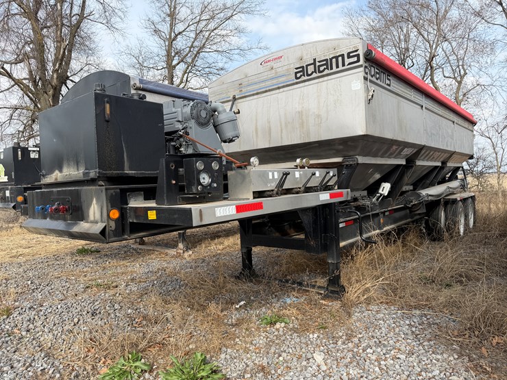 #40961-•-2011-magnolia-/-adams-t/a-fertilizer-tender-trailer-image-1