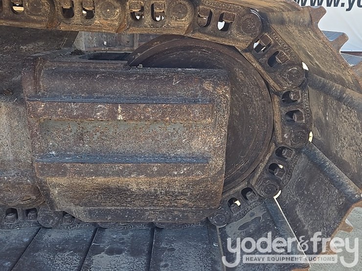 2017-volvo-ec350el-image-21