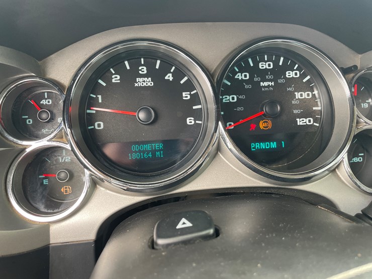 2008-gmc-3500-image-70