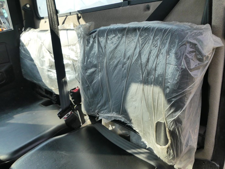 john-deere-gator-image-12