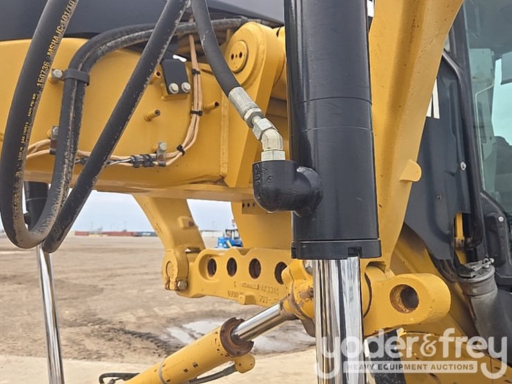 2009-caterpillar-140m-vhp-plus-image-37