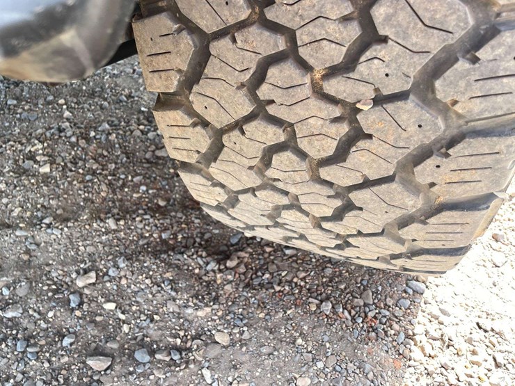 2014-dodge-1500-image-22