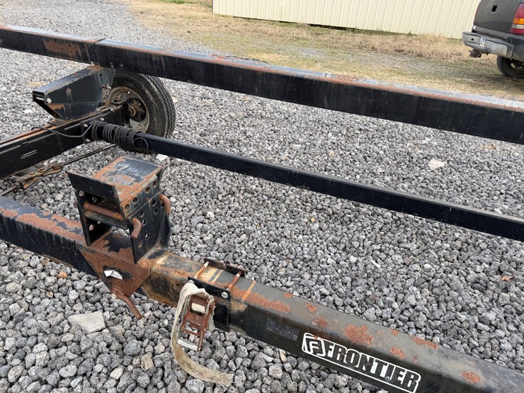 #40979-•-frontier-31'-header-trailer-image-21