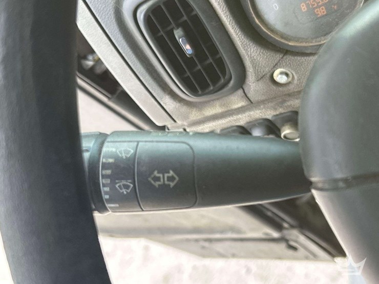 2017-peterbilt-320-image-13