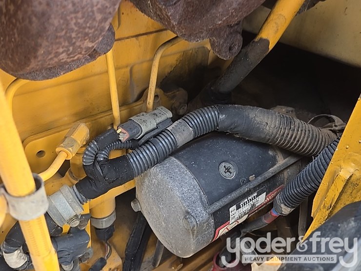 2010-deere-310sj-image-71