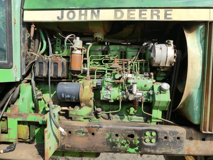 john-deere-4440-image-11
