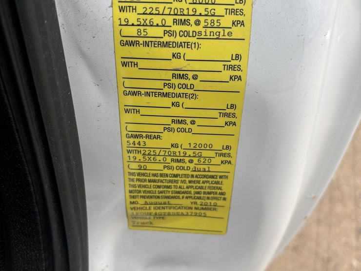 2010-ford-f450-image-67