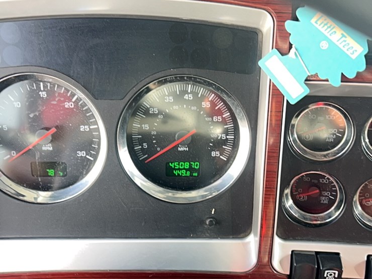 2007-kenworth-t800-image-53