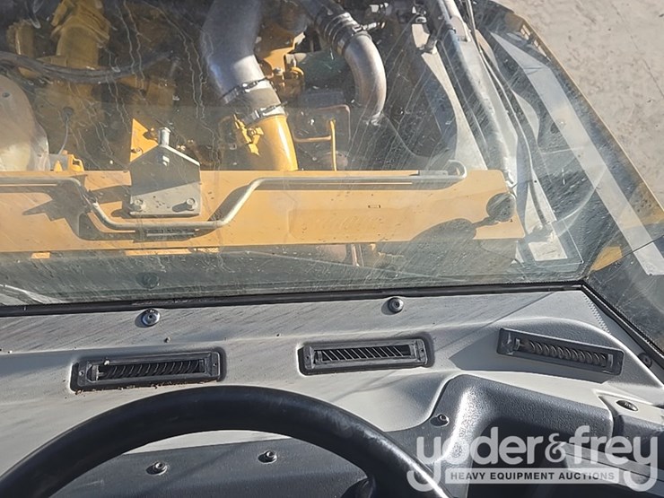 2021-deere-460e-image-87