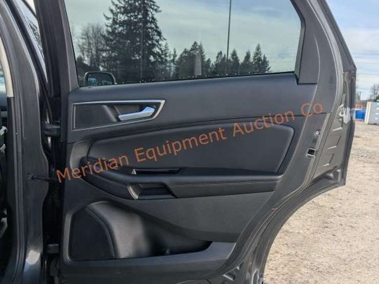 2016-ford-edge-sel-image-22