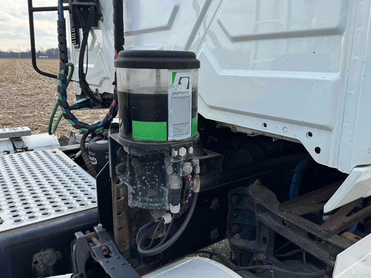 2020-international-prostar-image-12