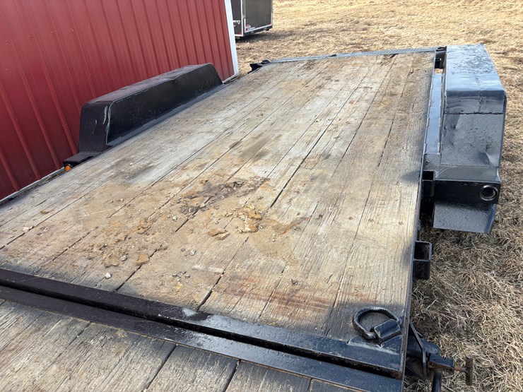 #2276-•-2013-b-&-b-20'-tandem-axle-tilt-bed-trailer-image-31