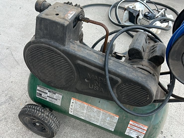 farmhand-air-compressor,-5-hp,-used-little,-has-hose-and-reel-self-contained.-image-16