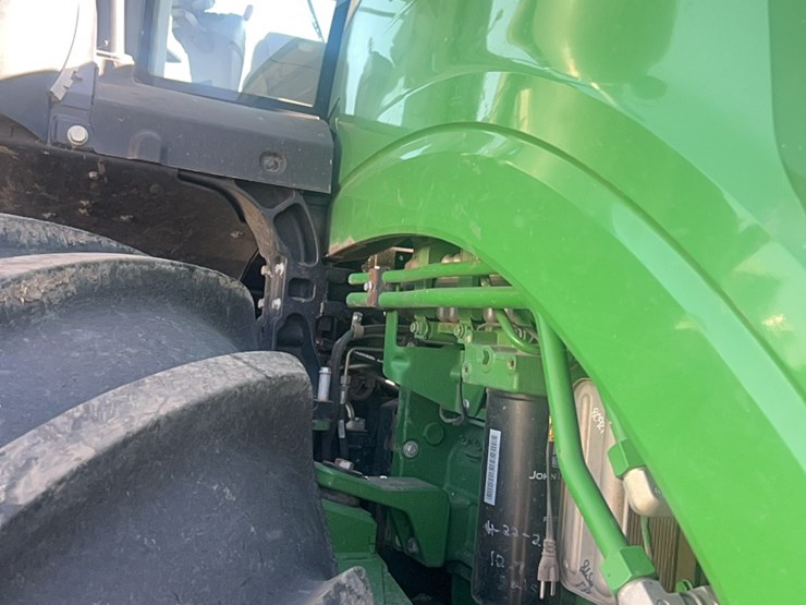 2016-john-deere-9520r-image-101