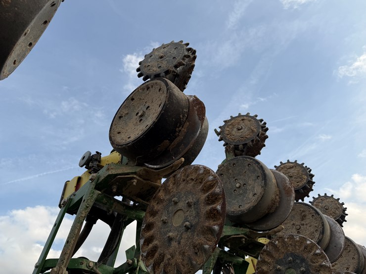 john-deere-1790-image-109